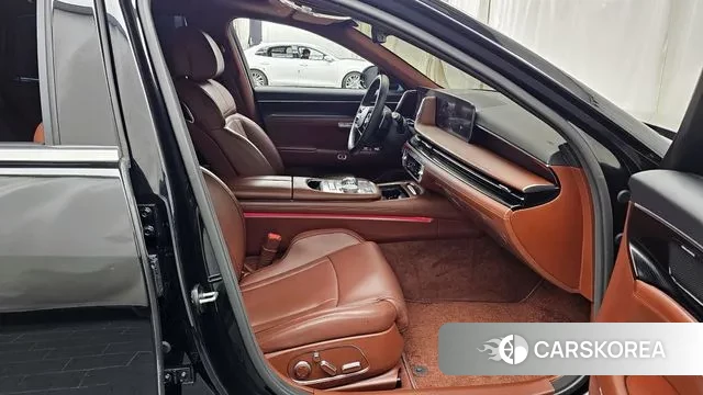 Genesis G90 (RS4) 2022 Черный из Кореи, фото 2