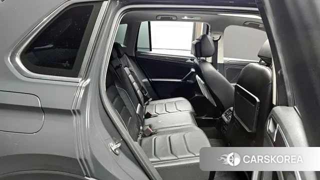 Volkswagen Tiguan second Generation 2018 Серый из Кореи, фото 2