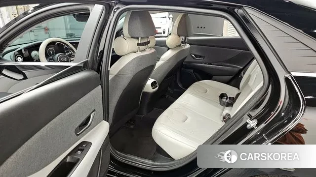 Hyundai Avante Hybrid (CN7) 2021 Черный из Кореи, фото 2