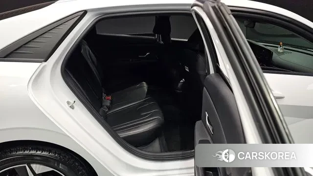 Hyundai Avante (CN7) 2021 Белый из Кореи, фото 2