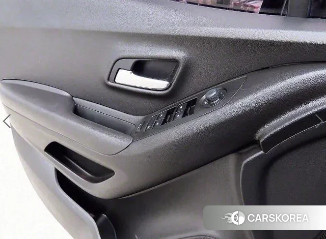 Chevrolet (GM Daewoo) The New Trax 2019 Серебристо-серый из Кореи, фото 2