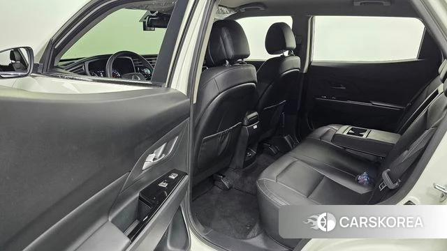 Ssangyong Beautiful Korando 2023 Белый из Кореи, фото 2