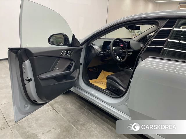BMW 2 series id 3913822 из Китая 2