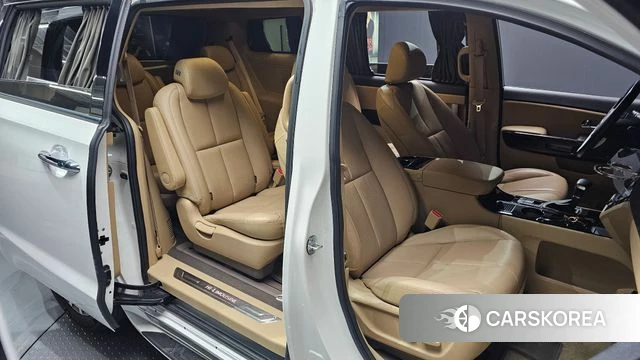 Kia The New Carnival 2018 Белый из Кореи, фото 2