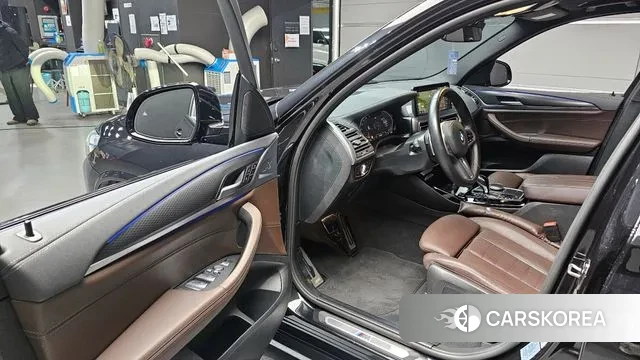 BMW X3 (G01) 2023 Черный из Кореи, фото 2