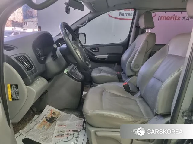 Hyundai The New Grand Starex 2018 Серебристо-серый из Кореи, фото 2