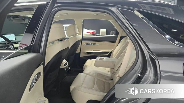 Genesis GV70 2022 Серый из Кореи, фото 2