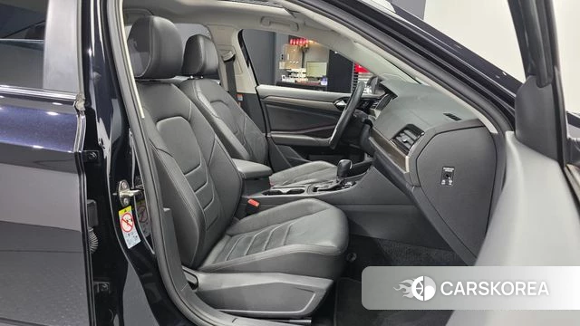Volkswagen 7th Generation of Jetta 2021 Черный из Кореи, фото 2