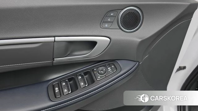 Hyundai Sonata D Edge Hybrid (DN8) 2024 Белый из Кореи, фото 2