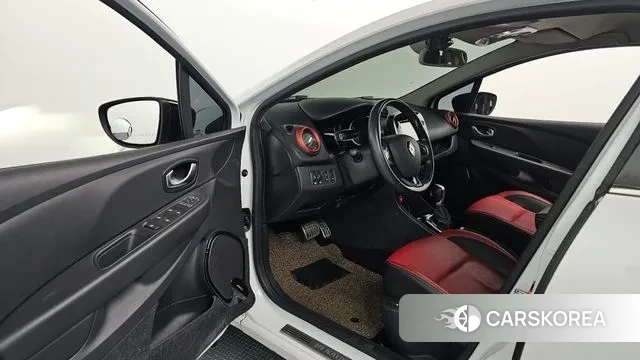 Renault Korea (Samsung) Clio 2018 Белый из Кореи, фото 2