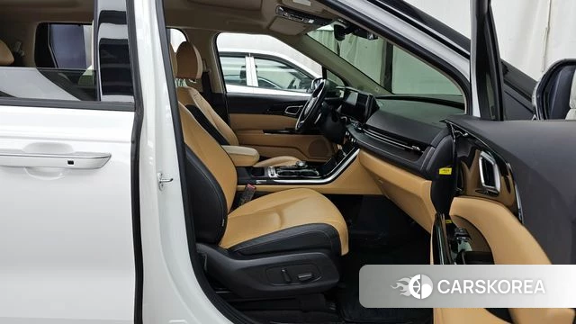 Kia Carnival 4th generation 2021 Белый из Кореи, фото 2