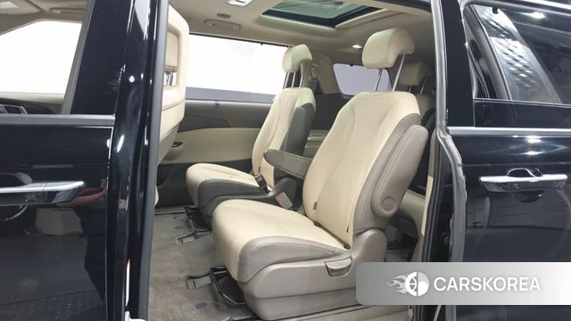 Kia Carnival 4th generation 2022 Черный из Кореи, фото 2