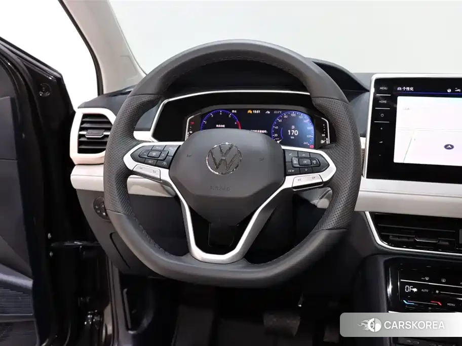 Volkswagen Tharu 2025 Silver/gray из Китая, фото 2