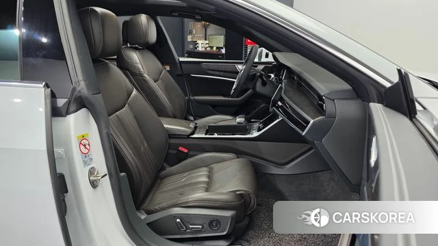 Audi A7 (4K) 2021 Белый из Кореи, фото 2