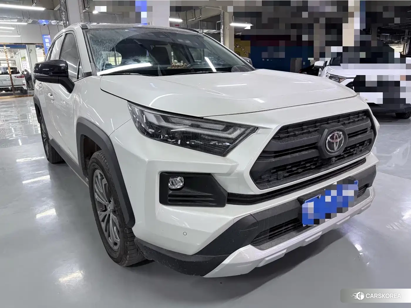 Toyota RAV4 2023 Белый из Китая, фото 3