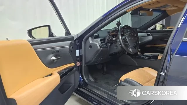 Lexus ES300h 7th generation 2021 Синий из Кореи, фото 2