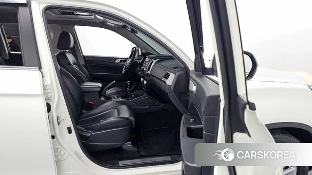 Ssangyong Rexton Sports 2018 Белый из Кореи, фото 2