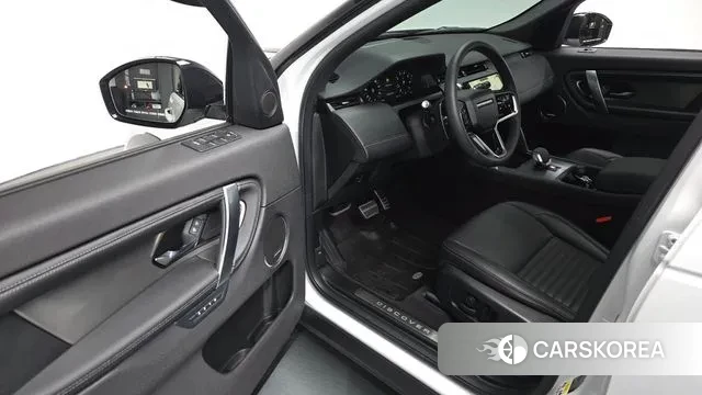 Land Rover Discovery Sports 2nd Generation 2024 Белый из Кореи, фото 2