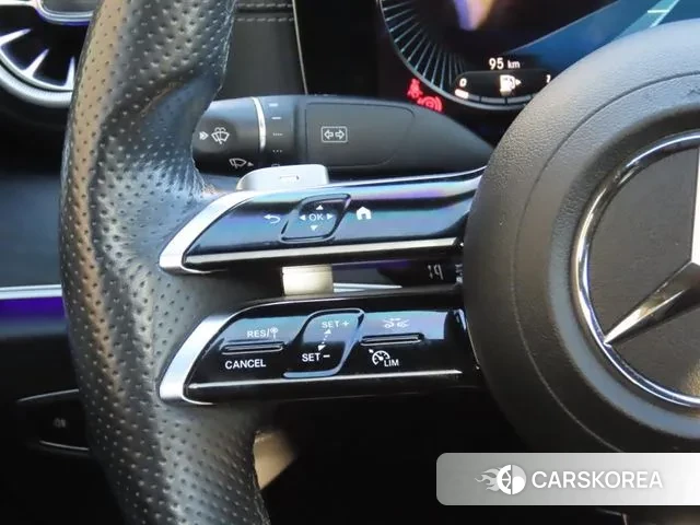 Mercedes-Benz E-Class W213 2020 Черный из Кореи, фото 2