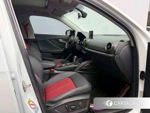 Audi Q2L 2021 Белый из Китая, фото 2