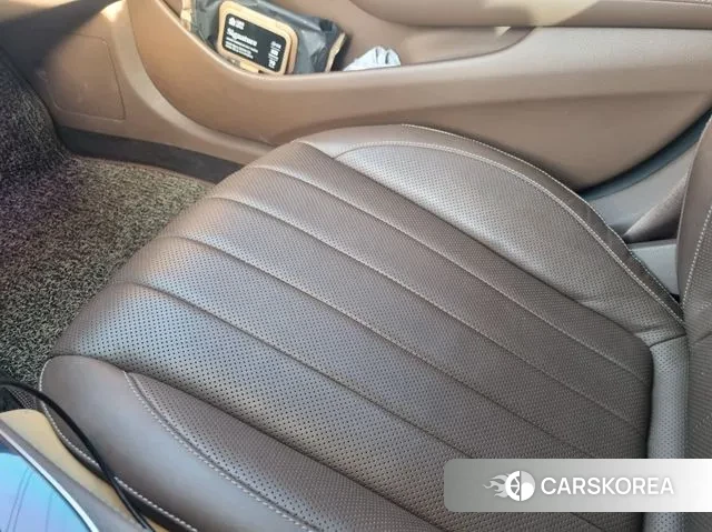 Mercedes-Benz E-Class W213 2019 Белый из Кореи, фото 2