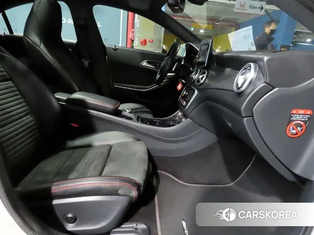 Mercedes-Benz CLA-Class C117 2018 Белый из Кореи, фото 2