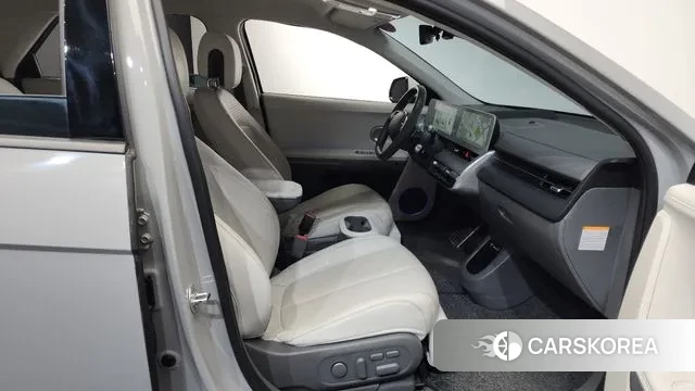 Hyundai Ionic 5 2022 Серебряный из Кореи, фото 2