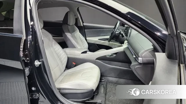 Hyundai Avante Hybrid (CN7) 2021 Черный из Кореи, фото 2