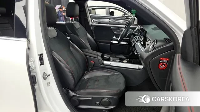 Mercedes-Benz GLB-Class X247 2022 Белый из Кореи, фото 2