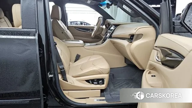 Cadillac Escalade 2019 Черный из Кореи, фото 2