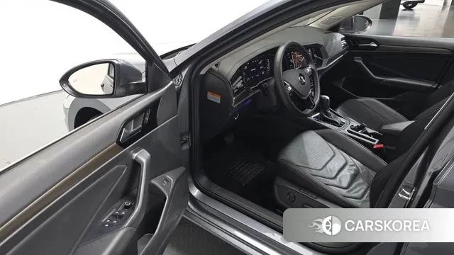 Volkswagen 7th Generation of Jetta 2021 Серый из Кореи, фото 2