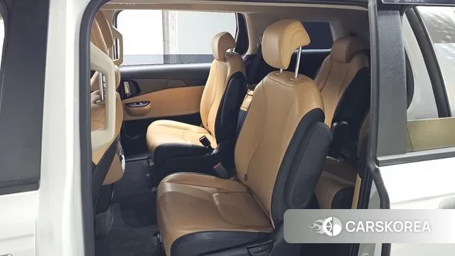 Kia Carnival 4th generation 2023 Белый из Кореи, фото 2