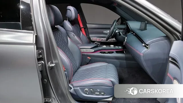 Genesis GV70 2022 Серый из Кореи, фото 2