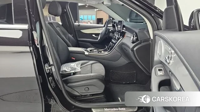 Mercedes-Benz GLC-Class X253 2019 Черный из Кореи, фото 2