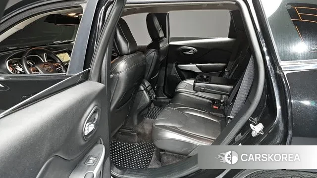 Jeep Cherokee (KL) 2018 Черный из Кореи, фото 2