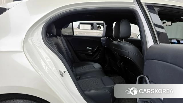 Mercedes-Benz A-Class W177 2020 Белый из Кореи, фото 2