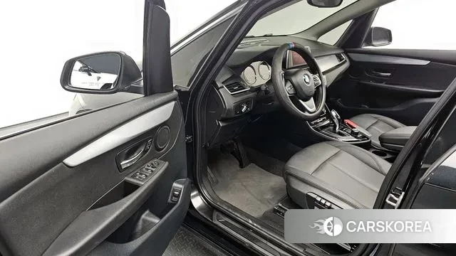 BMW 2 Series Active Tourer (F45) 2019 Черный из Кореи, фото 2