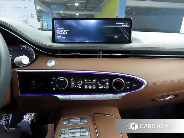 Genesis GV70 2023 Белый из Кореи, фото 2