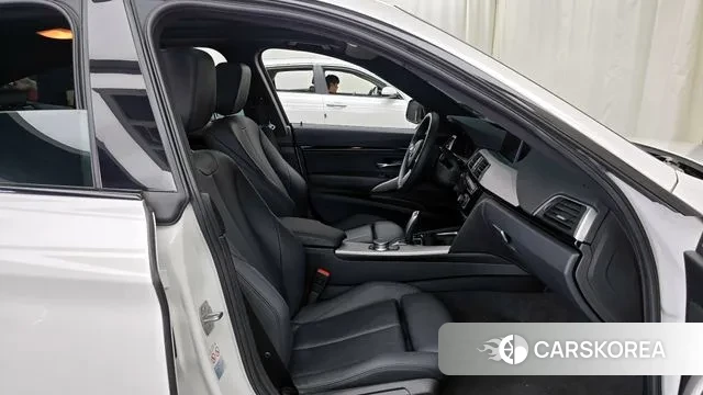 BMW 3 Series GT (F34) 2020 Белый из Кореи, фото 2