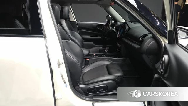 Mini Cooper D Clubman 2019 Жемчужный цвет из Кореи, фото 2