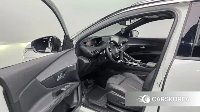 Peugeot 3008 second generation 2020 Белый из Кореи, фото 2