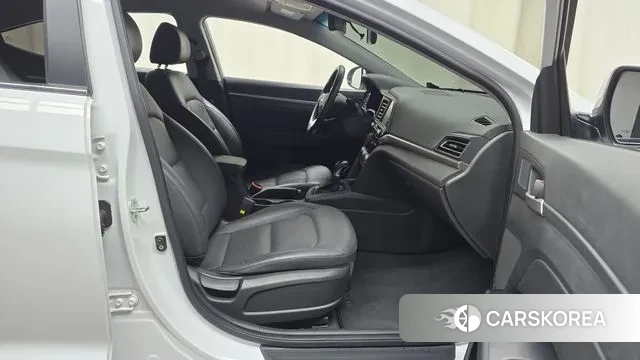 Hyundai The New Avante AD 2019 Белый из Кореи, фото 2