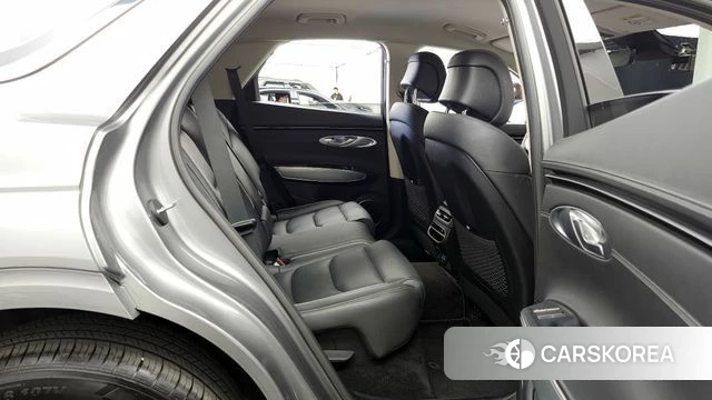 Genesis GV70 2021 Серебристо-серый из Кореи, фото 2