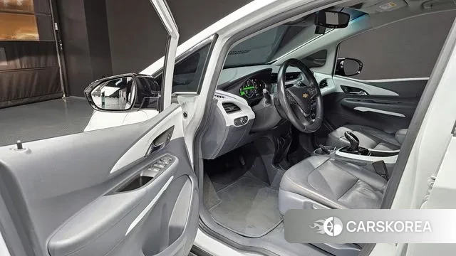 Chevrolet (GM Daewoo) Bolt EV 2021 Белый из Кореи, фото 2