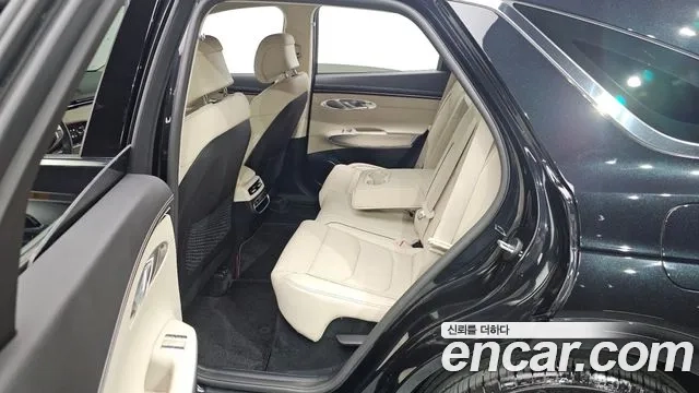 Genesis GV70 2023 Черный из Кореи, фото 2