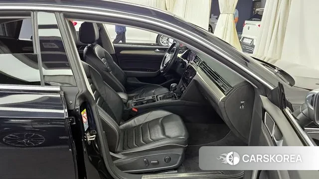 Volkswagen Arteon 2019 Черный из Кореи, фото 2