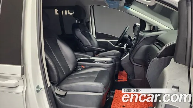 Hyundai Staria 2022 Белый из Кореи, фото 2