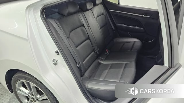 Hyundai Avante AD 2018 Белый из Кореи, фото 2