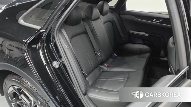 Kia The New K5 3rd generation 2025 Черный из Кореи, фото 2