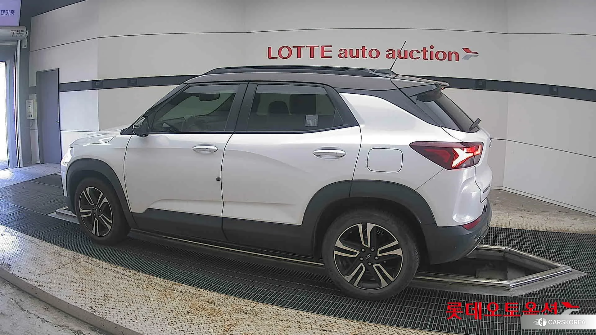 Korea G M TrailBlazer 1.35 Turbo FWD 2022 Белый из Кореи, фото 2